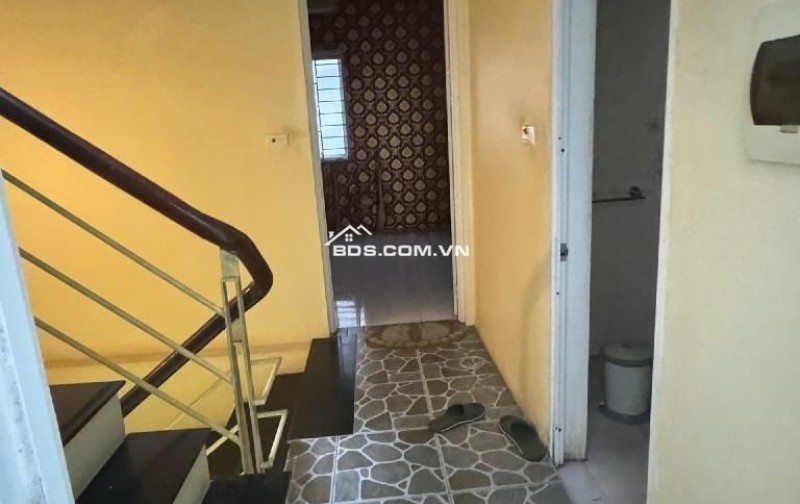 PHÂN LÔ NGÃ TƯ SỞ, HIẾM NHÀ BÁN DÂN TRÍ CAO GÂN PHỐ , 63M2 X 5 TẦNG 17.5 TỶ